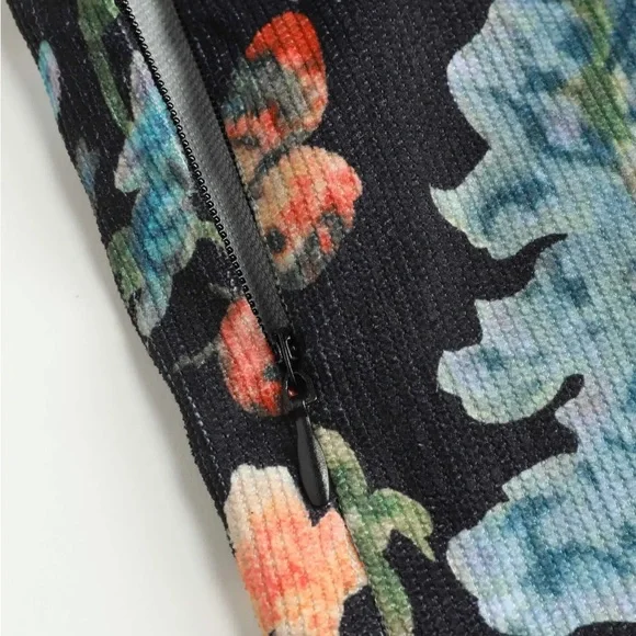 LIGHTWEIGHT CORDUROY FLORAL BUTTON WIDE LEG JUMPSUIT - Picture 7 of 9